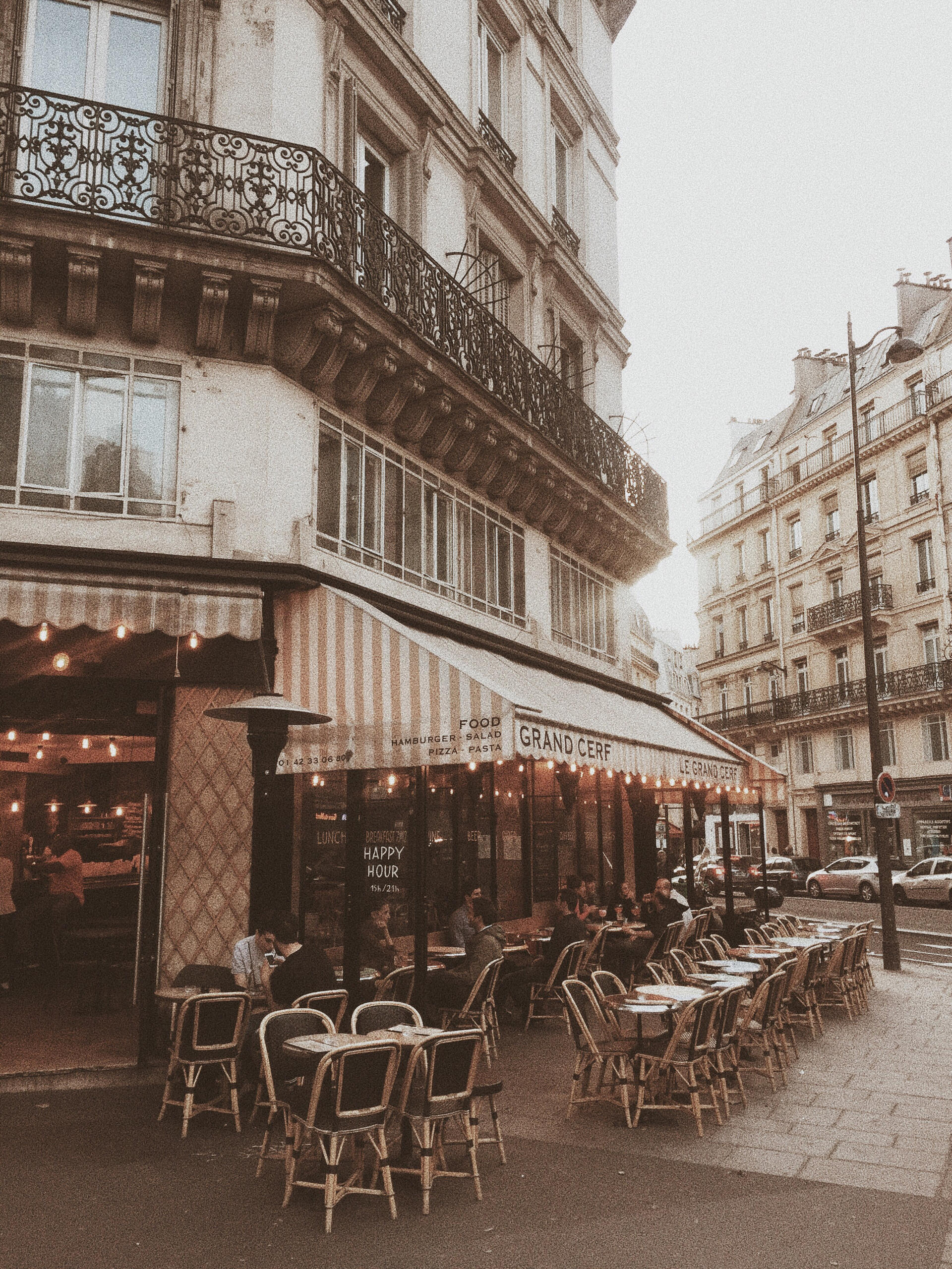 Sarah Loven - Jetsetlust.com // Le Grand Cerf Cafe // Paris Travel Guide: Where to Stay